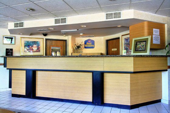 Days Inn & Suites By Wyndham Madison Heights Mi Interiør billede